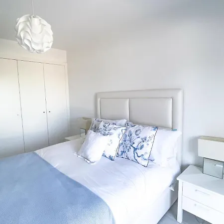 Beautiful Set In The Heart Of Quinta - Newly Refurbished אלמנסיל