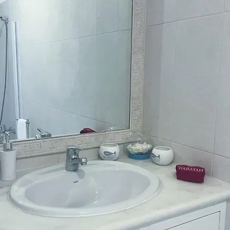 Beautiful Set In The Heart Of Quinta - Newly Refurbished شقة المانسيل