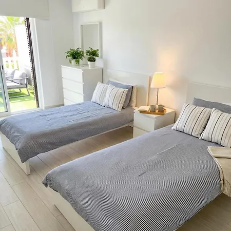 Apartment Beautiful Set In The Heart Of Quinta - Newly Refurbished *