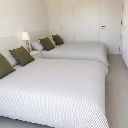 Beautiful Set In The Heart Of Quinta - Newly Refurbished Appartement